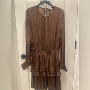 Gianni Bini Smocked waist tiered women’s dress-Medium